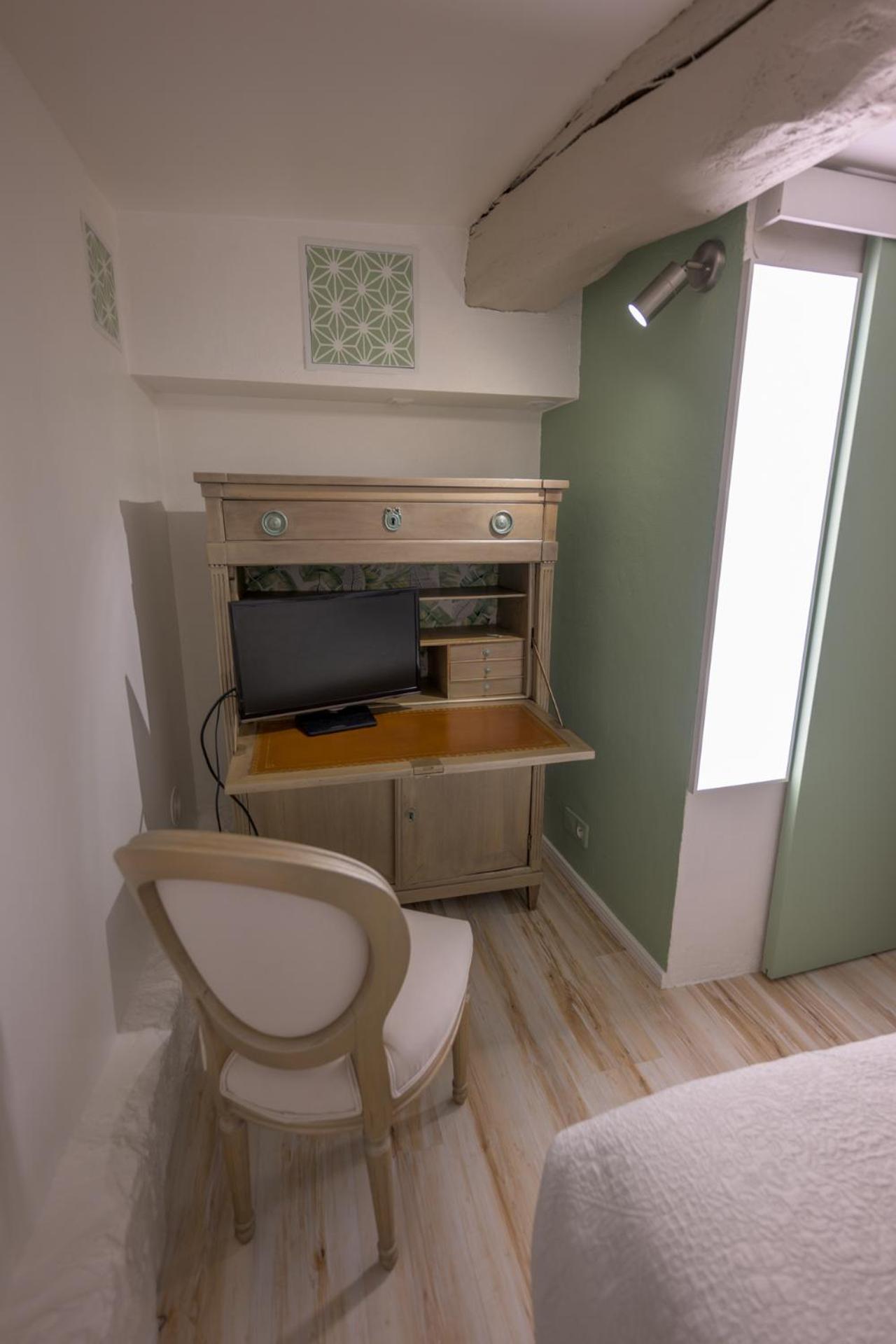 Cosy Flat In The Heart Of Valbonne Village Экстерьер фото