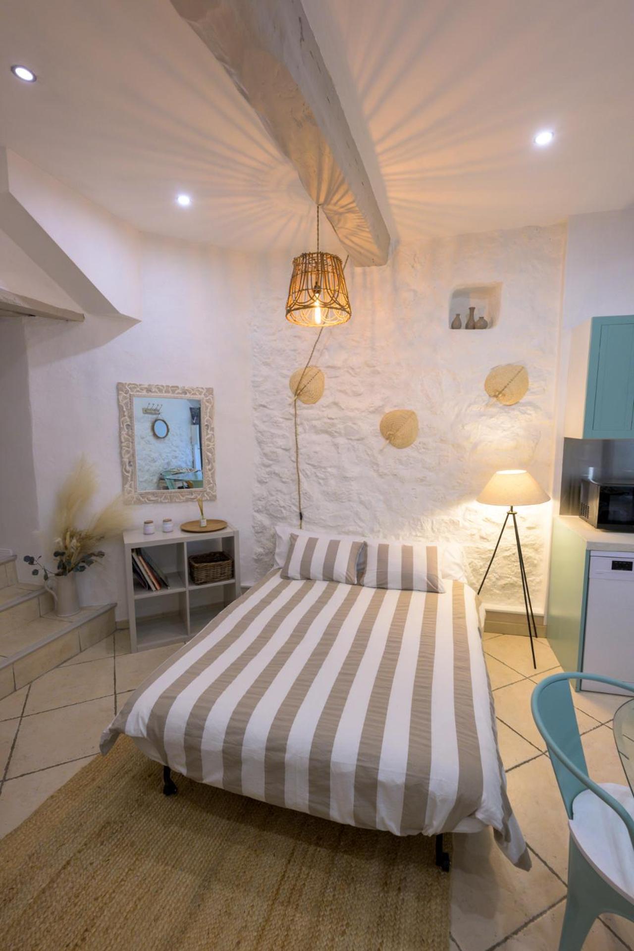 Cosy Flat In The Heart Of Valbonne Village Экстерьер фото