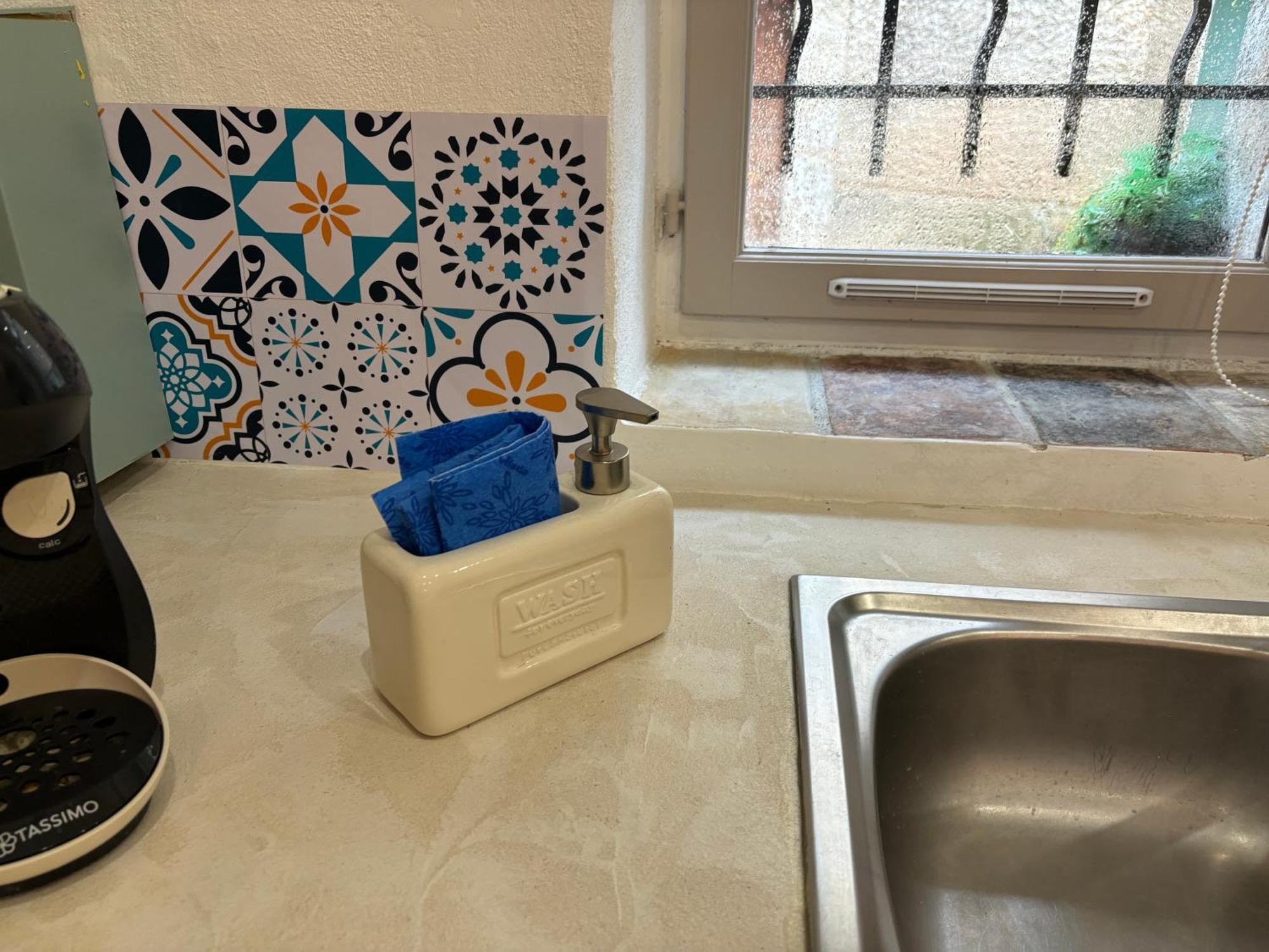 Cosy Flat In The Heart Of Valbonne Village Экстерьер фото